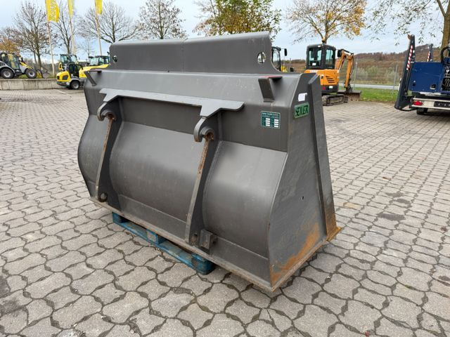Volvo L 60 H, Schaufel Seiler 2000 mm, 1,5 cbm - Încărcător frontal pe pneuri: Foto 4 Volvo L 60 H, Schaufel Seiler 2000 mm, 1,5 cbm - Încărcător frontal pe pneuri: Foto 4