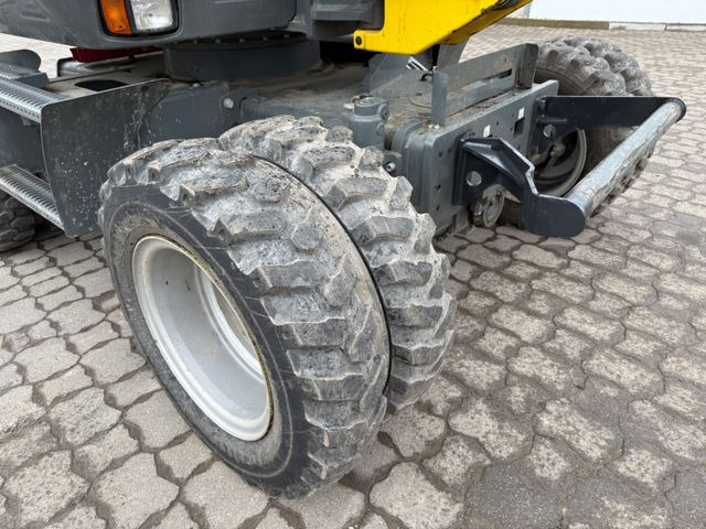 Wacker EW 100, Bj 20, 2050 BH, VA, HS08, TL Wacker EW 100, Bj 20, 2050 BH, VA, HS08, TL - Excavator pe roţi: Foto 5 Wacker EW 100, Bj 20, 2050 BH, VA, HS08, TL Wacker EW 100, Bj 20, 2050 BH, VA, HS08, TL - Excavator pe roţi: Foto 5