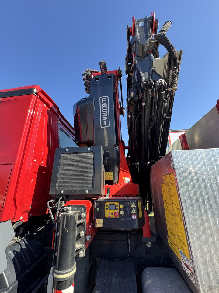 MERCEDES-BENZ Hiab Palfinger Fassi F545 - Camion cu macara: Foto 5 MERCEDES-BENZ Hiab Palfinger Fassi F545 - Camion cu macara: Foto 5
