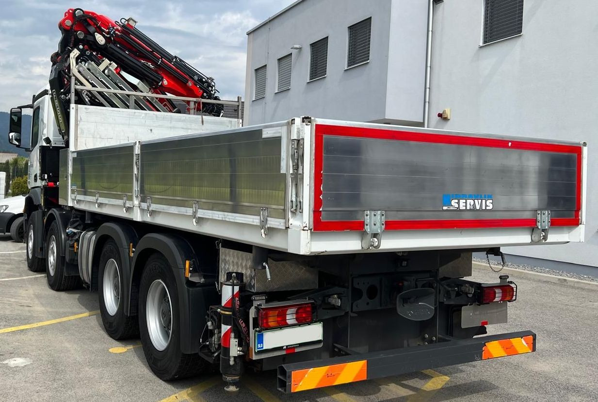 MERCEDES-BENZ Hiab Palfinger Fassi F990-8 JIB-6 - Camion cu macara: Foto 3 MERCEDES-BENZ Hiab Palfinger Fassi F990-8 JIB-6 - Camion cu macara: Foto 3