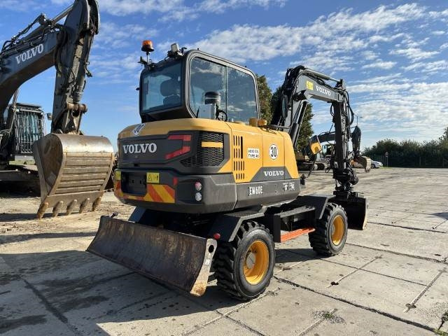 Volvo EW60E - Excavator pe roţi: Foto 3 Volvo EW60E - Excavator pe roţi: Foto 3