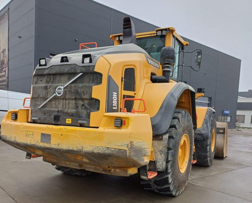 Volvo L180H - Încărcător frontal pe pneuri: Foto 3 Volvo L180H - Încărcător frontal pe pneuri: Foto 3