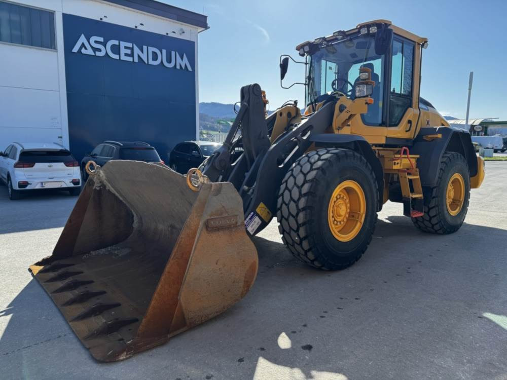 Volvo L90H - Încărcător frontal pe pneuri: Foto 4 Volvo L90H - Încărcător frontal pe pneuri: Foto 4