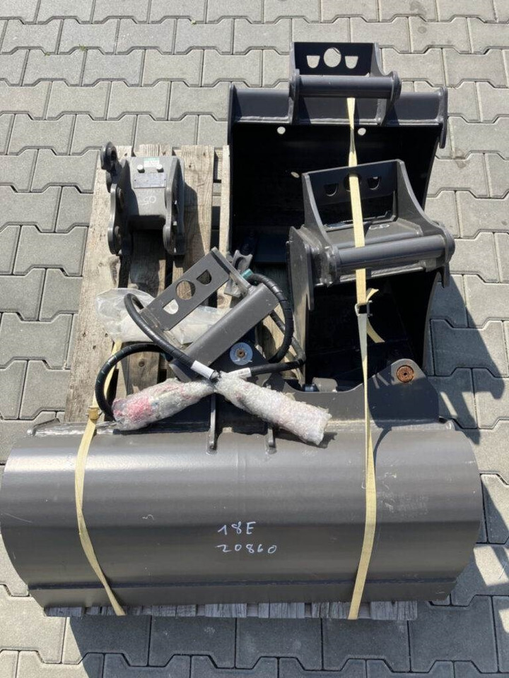 Volvo Löffelset inkl. Schnellwechsler für EC18 - Buldoexcavator: Foto 5 Volvo Löffelset inkl. Schnellwechsler für EC18 - Buldoexcavator: Foto 5