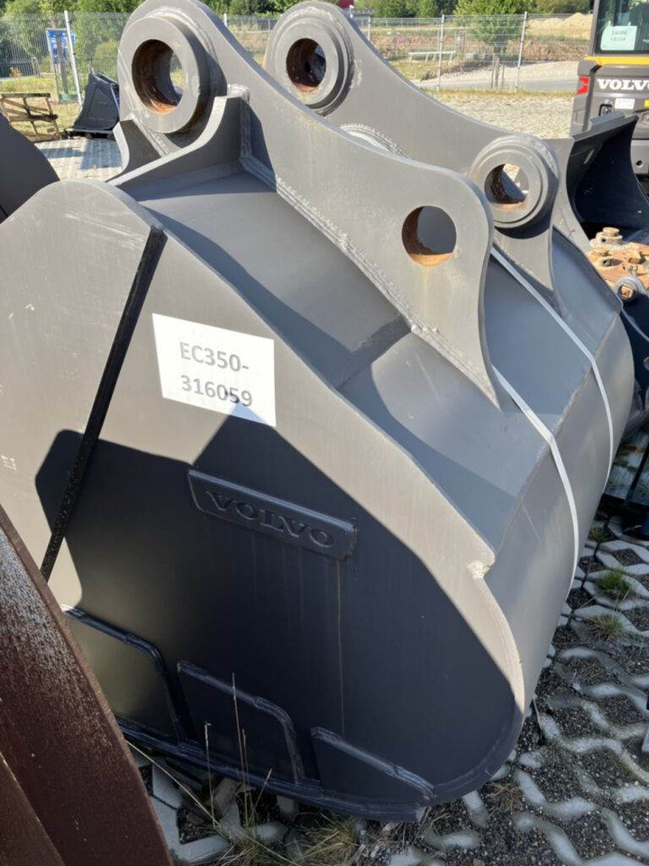 Volvo Tieflöffel mit Zähnen - Festanbau - Buldoexcavator: Foto 2 Volvo Tieflöffel mit Zähnen - Festanbau - Buldoexcavator: Foto 2