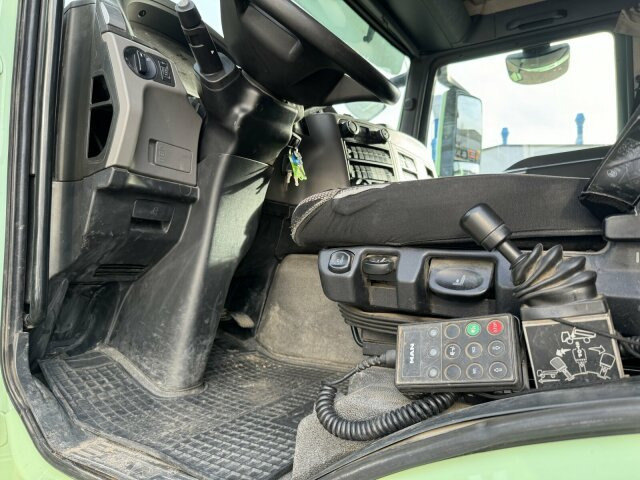 MAN TGS 18.510 4x4 SZM - Kipphyd. Blatt Luft - Cap tractor: Foto 2 MAN TGS 18.510 4x4 SZM - Kipphyd. Blatt Luft - Cap tractor: Foto 2
