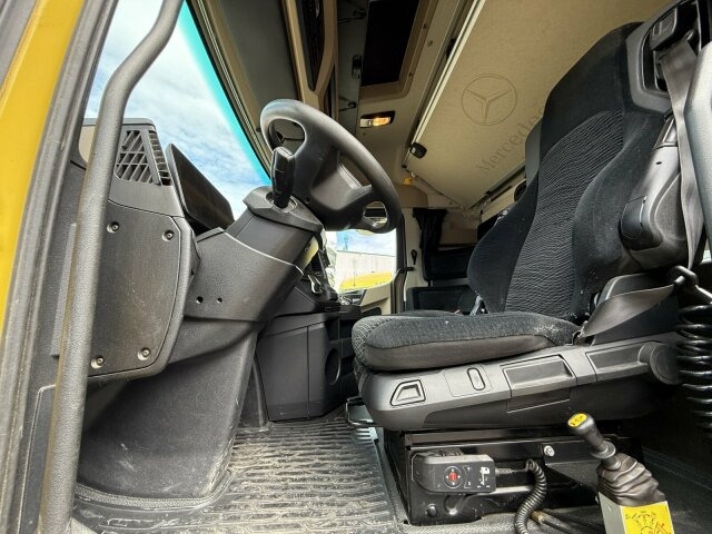 Mercedes-Benz ACTROS 1846 4x4 HAD Eur 6 Kipphydraulik Retarder - Cap tractor: Foto 2 Mercedes-Benz ACTROS 1846 4x4 HAD Eur 6 Kipphydraulik Retarder - Cap tractor: Foto 2