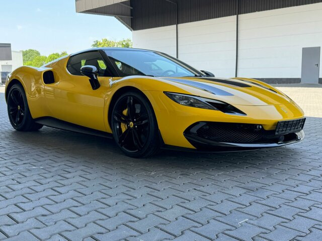 Ferrari 296 GTB Coupe - Coupe: Foto 1 Ferrari 296 GTB Coupe - Coupe: Foto 1