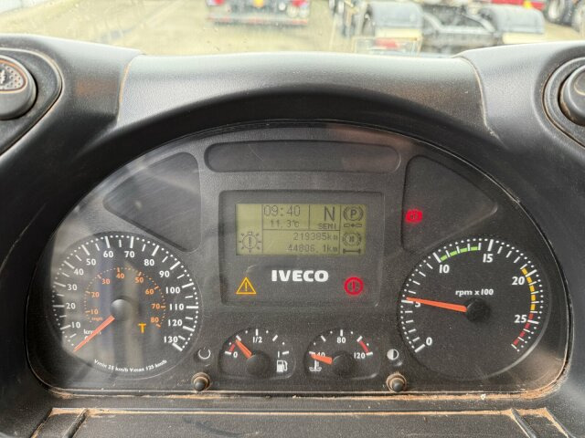 Leasing de Iveco Tracker AD380T50 6x4 KH Kipper Bordmatik Iveco Tracker AD380T50 6x4 KH Kipper Bordmatik: Foto 12