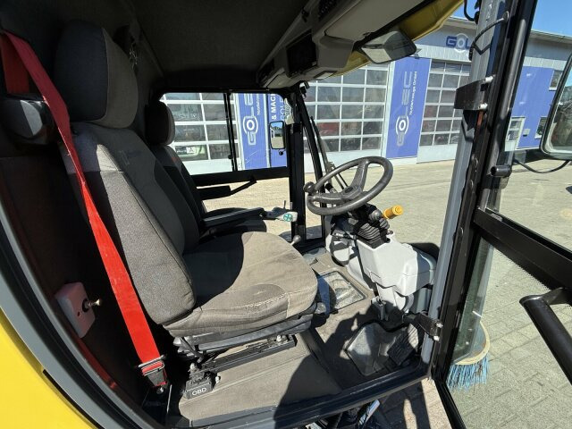 Johnston C202 Kleinkehrmaschine 2 M³ - 6.000 h - Măturătoare stradală: Foto 2 Johnston C202 Kleinkehrmaschine 2 M³ - 6.000 h - Măturătoare stradală: Foto 2