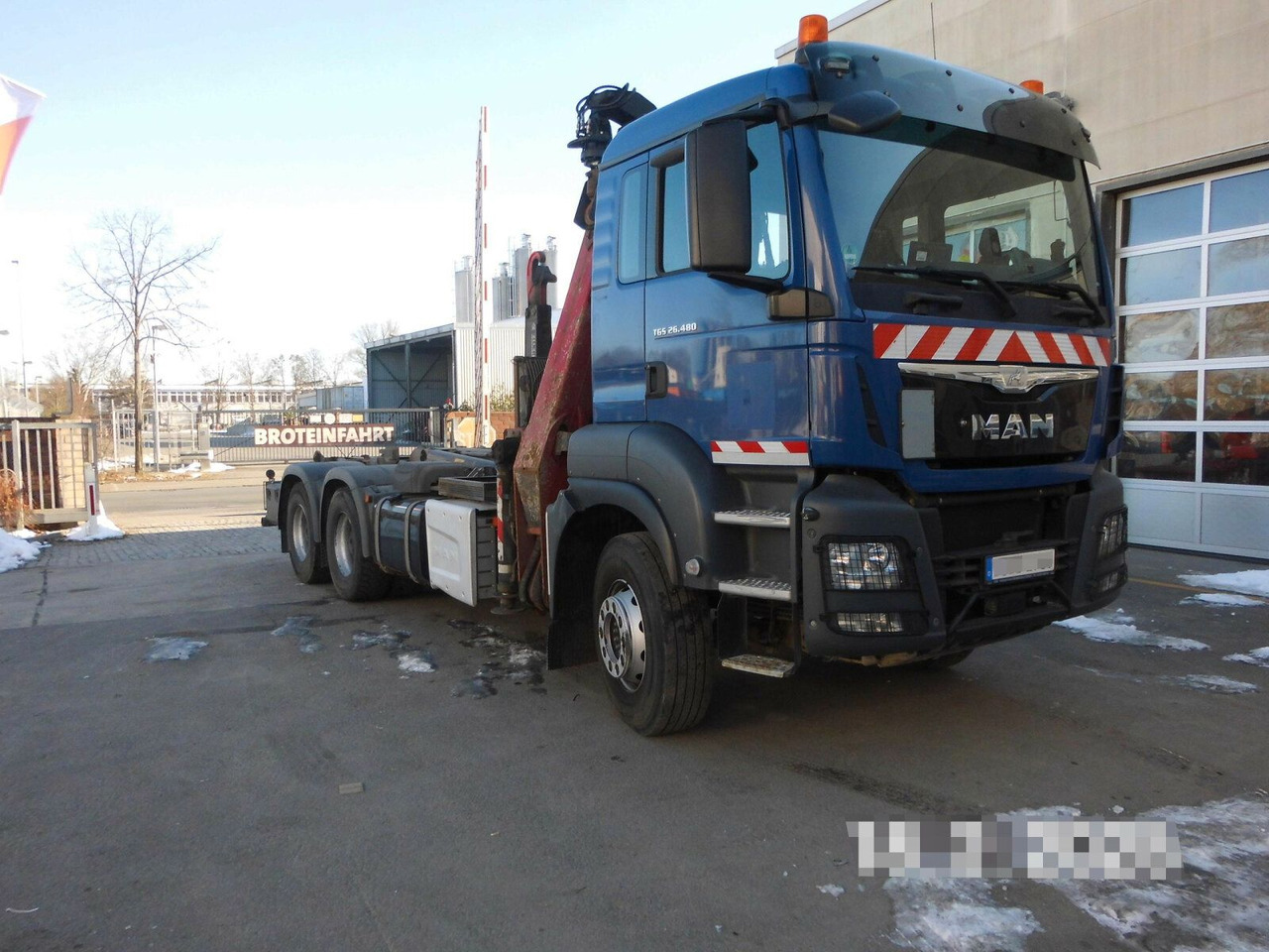 MAN TGS 28.480 6x4 Abrollkipper + Kran bis 4,63 T - Camion cu macara: Foto 1 MAN TGS 28.480 6x4 Abrollkipper + Kran bis 4,63 T - Camion cu macara: Foto 1