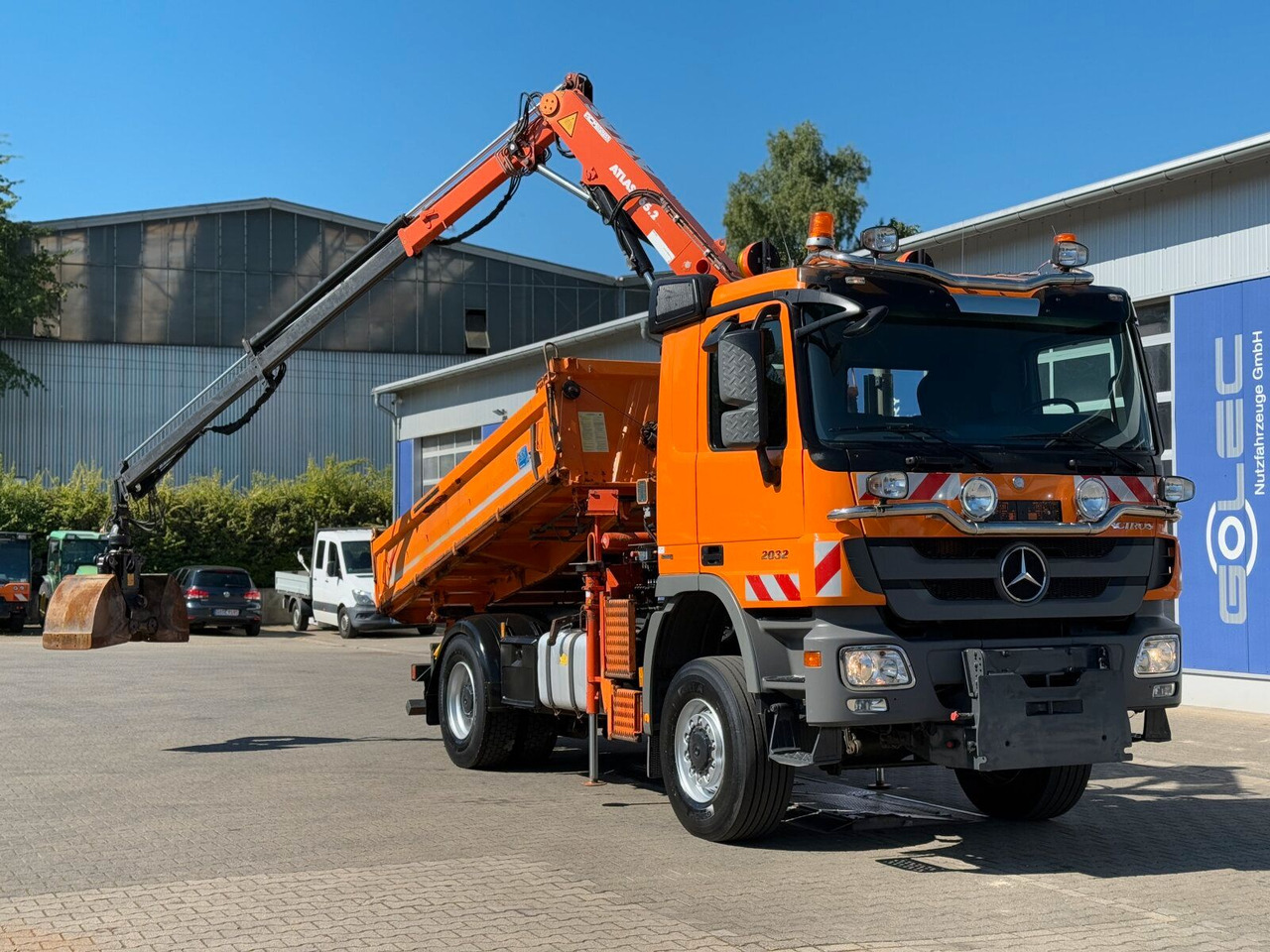 Mercedes-Benz ACTROS 2044 4x4 Kipper Kran ATLAS 65.2 A2L - Camion cu macara: Foto 2 Mercedes-Benz ACTROS 2044 4x4 Kipper Kran ATLAS 65.2 A2L - Camion cu macara: Foto 2