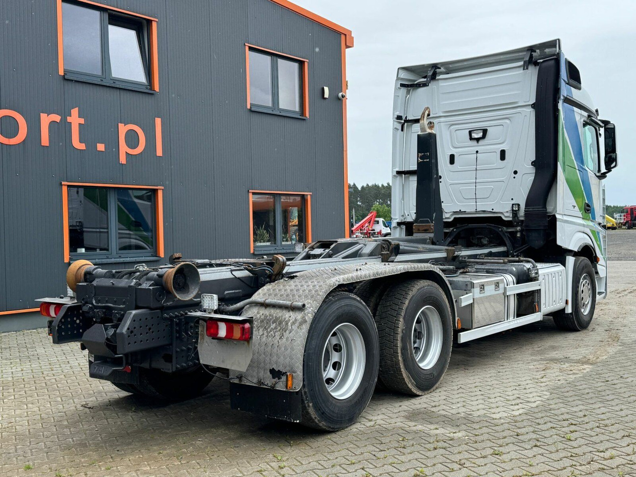 Mercedes-Benz ACTROS 2658 6x2 Abrollkipper MEILLER RK 26.67K - Camion cu cârlig: Foto 5 Mercedes-Benz ACTROS 2658 6x2 Abrollkipper MEILLER RK 26.67K - Camion cu cârlig: Foto 5