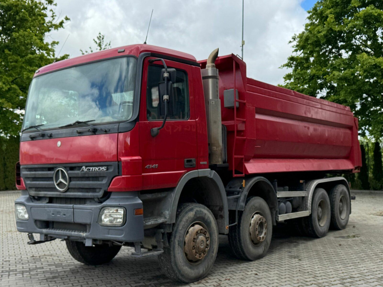 Mercedes-Benz ACTROS 4141 EURO4 8x8 Muldenkipper - Camion basculantă: Foto 2 Mercedes-Benz ACTROS 4141 EURO4 8x8 Muldenkipper - Camion basculantă: Foto 2