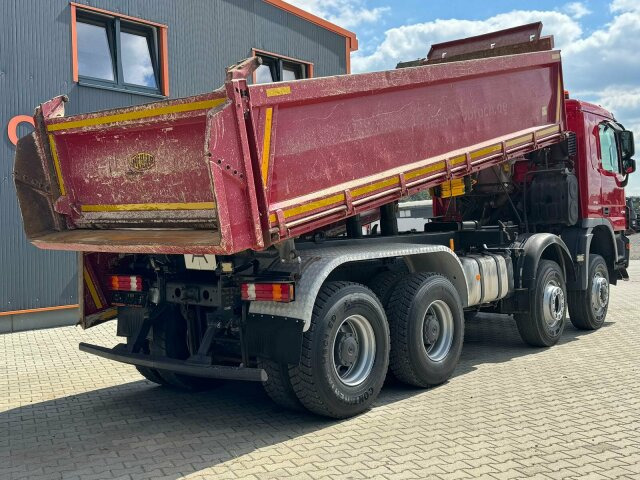Mercedes-Benz ACTROS 4144 8x6 EURO5 Kipper mit Bordmatik - Camion basculantă: Foto 3 Mercedes-Benz ACTROS 4144 8x6 EURO5 Kipper mit Bordmatik - Camion basculantă: Foto 3