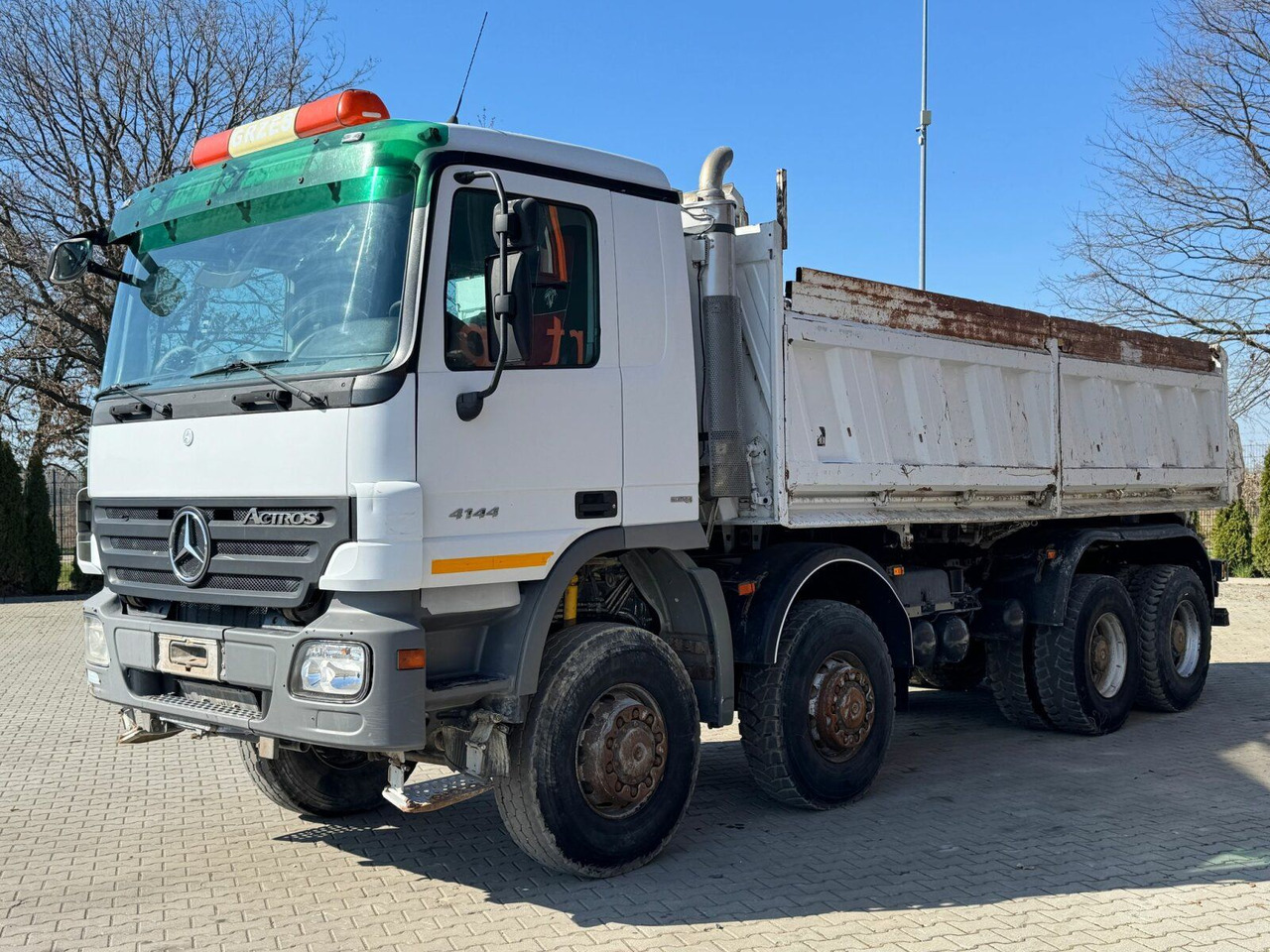Mercedes-Benz ACTROS 4144 8x8 EURO4 DSK Meiller - Camion basculantă: Foto 2 Mercedes-Benz ACTROS 4144 8x8 EURO4 DSK Meiller - Camion basculantă: Foto 2