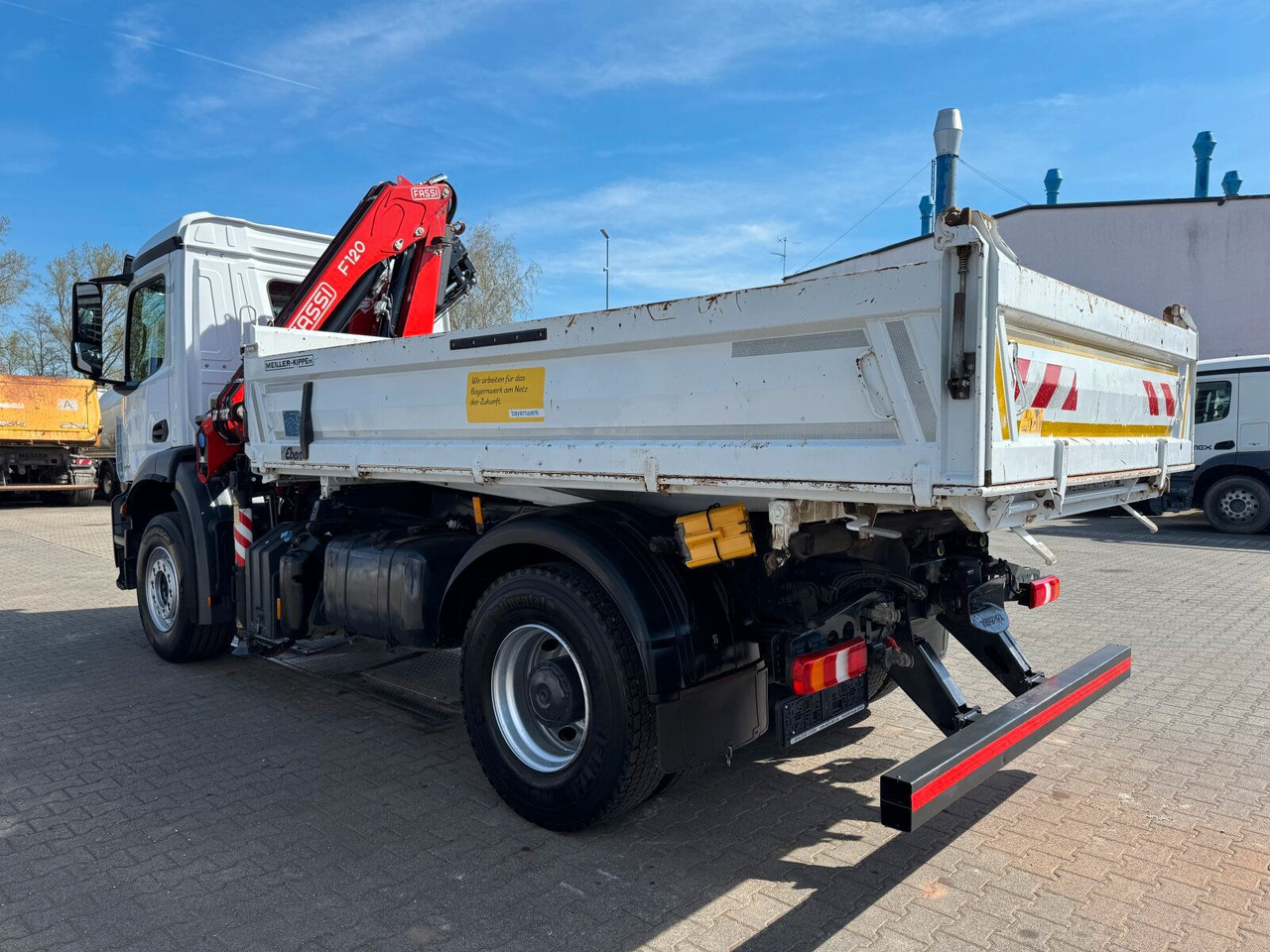 Mercedes-Benz AROCS 1832 4x2 Euro 6 Kipper Kran FASSI F120FB - Camion cu macara: Foto 5 Mercedes-Benz AROCS 1832 4x2 Euro 6 Kipper Kran FASSI F120FB - Camion cu macara: Foto 5