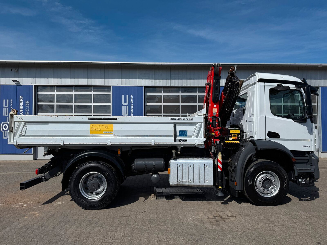 Mercedes-Benz AROCS 1832 4x2 Euro 6 Kipper Kran FASSI F120FB - Camion cu macara: Foto 3 Mercedes-Benz AROCS 1832 4x2 Euro 6 Kipper Kran FASSI F120FB - Camion cu macara: Foto 3