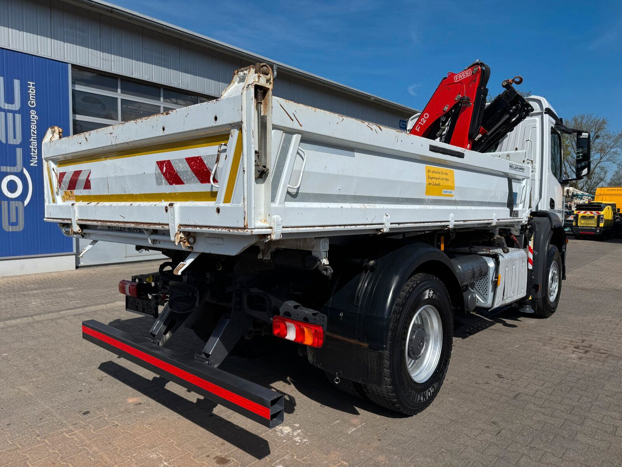 Mercedes-Benz AROCS 1832 4x2 Euro 6 Kipper Kran FASSI F120FB - Camion cu macara: Foto 4 Mercedes-Benz AROCS 1832 4x2 Euro 6 Kipper Kran FASSI F120FB - Camion cu macara: Foto 4