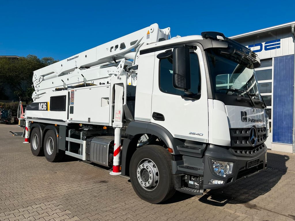 Autopompă de beton nou Mercedes-Benz AROCS 2640 6x4 E6 Betonpumpe Putzmeister 36-4 M: Foto 1