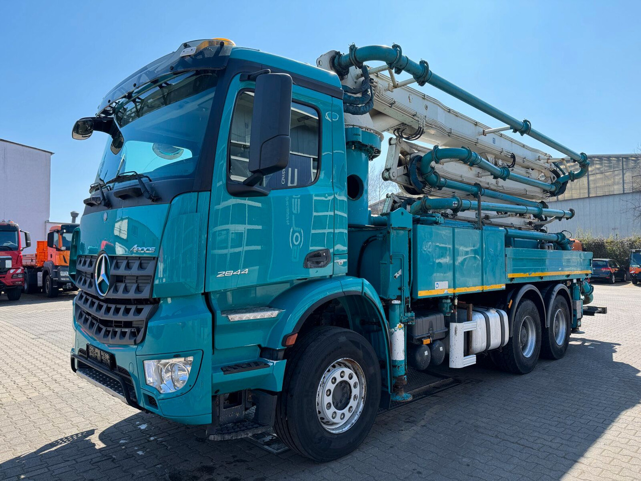 Mercedes-Benz AROCS 2844 6x4 Euro 6 Betonpumpe SERMAC 5Z33 - Autopompă de beton: Foto 2 Mercedes-Benz AROCS 2844 6x4 Euro 6 Betonpumpe SERMAC 5Z33 - Autopompă de beton: Foto 2