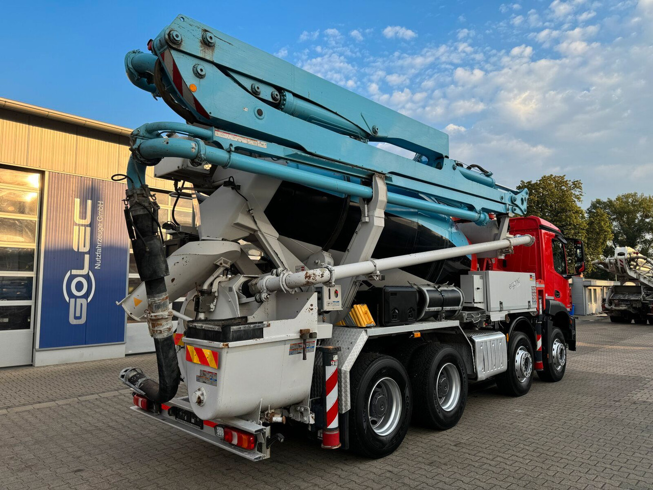 Mercedes-Benz AROCS 3243 8x4 Euro 6 Pumi Putzmeister TMM 24-3 - Autobetonieră: Foto 5 Mercedes-Benz AROCS 3243 8x4 Euro 6 Pumi Putzmeister TMM 24-3 - Autobetonieră: Foto 5
