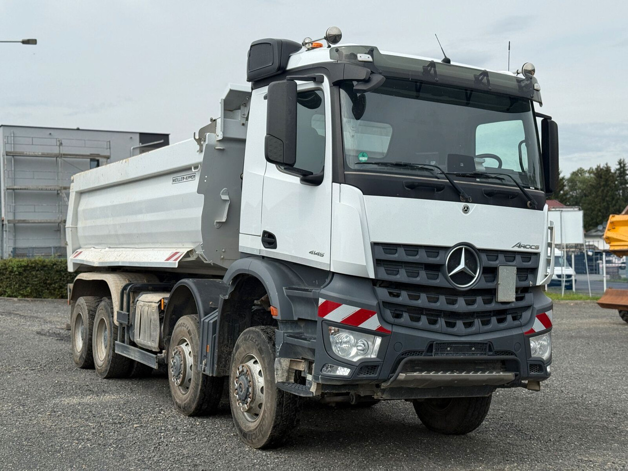 Mercedes-Benz AROCS 4145 8x8 Meiller Muldenkipper - Camion container de gunoi: Foto 1 Mercedes-Benz AROCS 4145 8x8 Meiller Muldenkipper - Camion container de gunoi: Foto 1