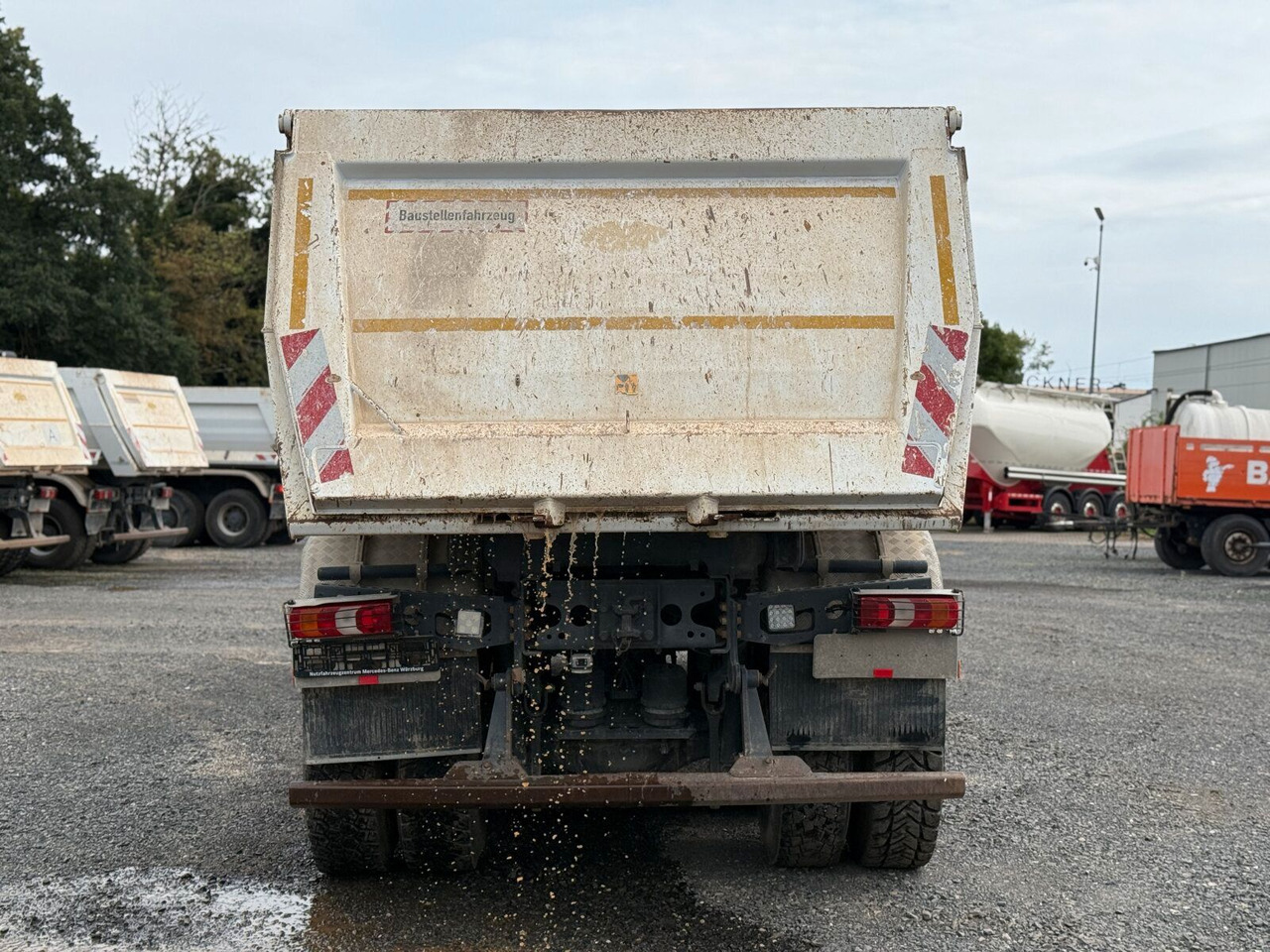 Mercedes-Benz AROCS 4145 8x8 Meiller Muldenkipper - Camion container de gunoi: Foto 5 Mercedes-Benz AROCS 4145 8x8 Meiller Muldenkipper - Camion container de gunoi: Foto 5