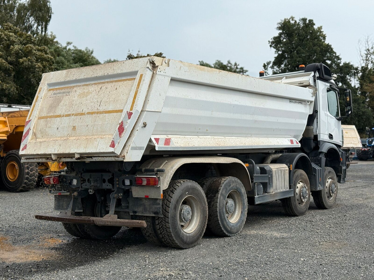 Mercedes-Benz AROCS 4145 8x8 Meiller Muldenkipper - Camion container de gunoi: Foto 4 Mercedes-Benz AROCS 4145 8x8 Meiller Muldenkipper - Camion container de gunoi: Foto 4