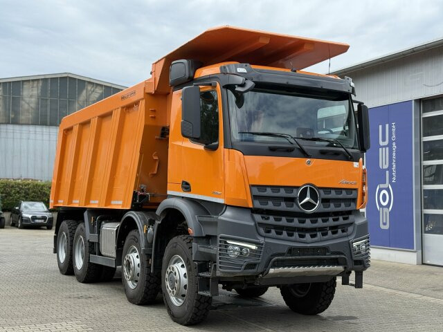 Mercedes-Benz AROCS 4851 8x6 Euro 6 Gesteinkipper MEILLER 25m³ - Camion basculantă: Foto 1 Mercedes-Benz AROCS 4851 8x6 Euro 6 Gesteinkipper MEILLER 25m³ - Camion basculantă: Foto 1