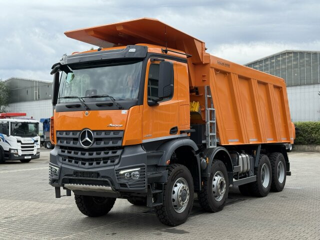 Leasing de Mercedes-Benz AROCS 4851 8x6 Euro 6 Gesteinkipper MEILLER 25m³ Mercedes-Benz AROCS 4851 8x6 Euro 6 Gesteinkipper MEILLER 25m³: Foto 12 Leasing de Mercedes-Benz AROCS 4851 8x6 Euro 6 Gesteinkipper MEILLER 25m³ Mercedes-Benz AROCS 4851 8x6 Euro 6 Gesteinkipper MEILLER 25m³: Foto 12