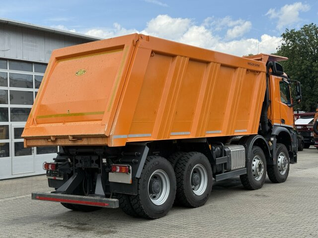 Leasing de Mercedes-Benz AROCS 4851 8x6 Euro 6 Gesteinkipper MEILLER 25m³ Mercedes-Benz AROCS 4851 8x6 Euro 6 Gesteinkipper MEILLER 25m³: Foto 9 Leasing de Mercedes-Benz AROCS 4851 8x6 Euro 6 Gesteinkipper MEILLER 25m³ Mercedes-Benz AROCS 4851 8x6 Euro 6 Gesteinkipper MEILLER 25m³: Foto 9