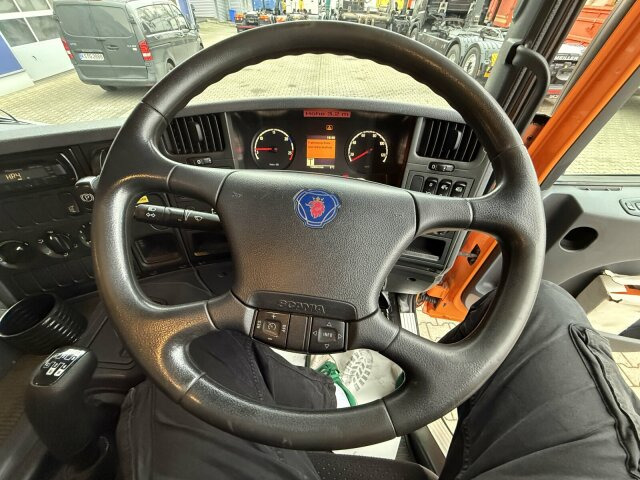 Scania P230 Kehrmaschine Johnston VT605- 6 M³ - Măturătoare stradală: Foto 2 Scania P230 Kehrmaschine Johnston VT605- 6 M³ - Măturătoare stradală: Foto 2