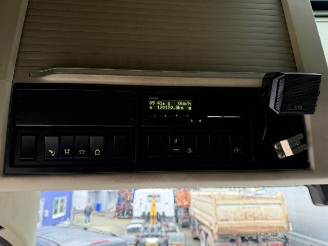 Volvo FH 510 8x4 Holztransporter Kran PENZ *Anhänger - Camion forestier, Camion cu macara: Foto 3 Volvo FH 510 8x4 Holztransporter Kran PENZ *Anhänger - Camion forestier, Camion cu macara: Foto 3