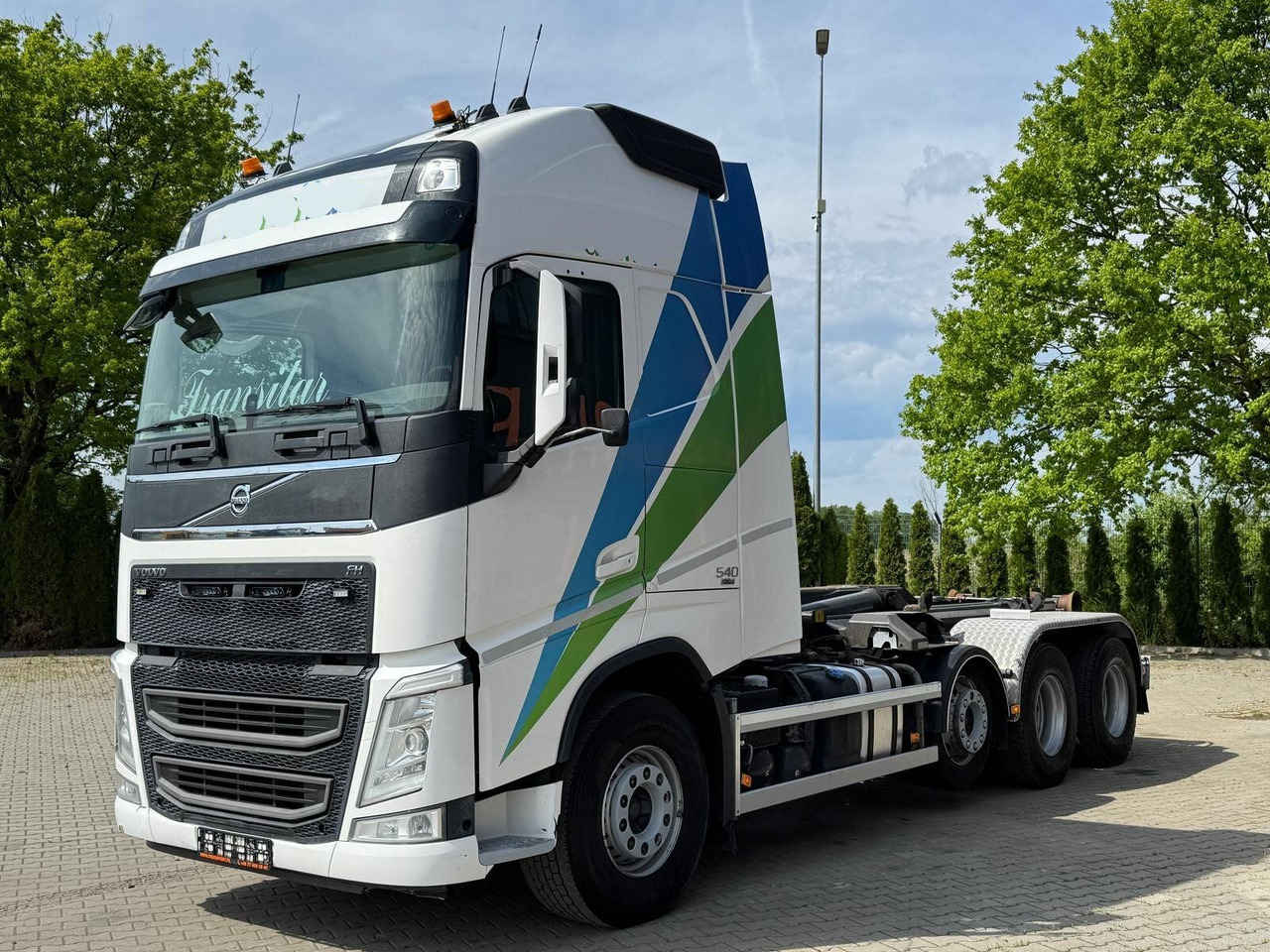 Volvo FH 540 8x4 Abrollkipper MEILLER RK 26.67 - Camion cu cârlig: Foto 2 Volvo FH 540 8x4 Abrollkipper MEILLER RK 26.67 - Camion cu cârlig: Foto 2