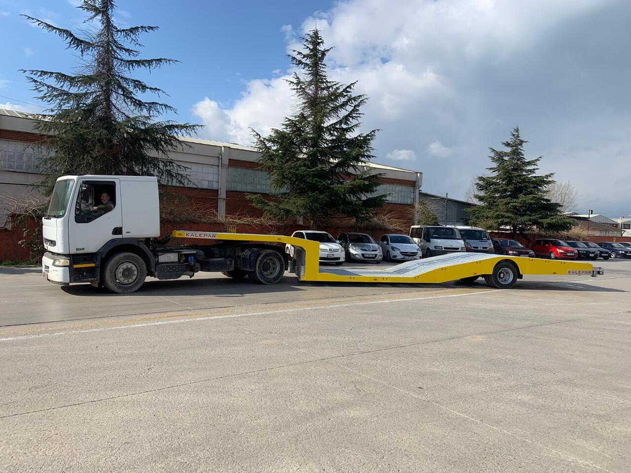 KALEPAR LKW/TRUCK TRANSPORTER - Semiremorcă transport agabaritic: Foto 5 KALEPAR LKW/TRUCK TRANSPORTER - Semiremorcă transport agabaritic: Foto 5