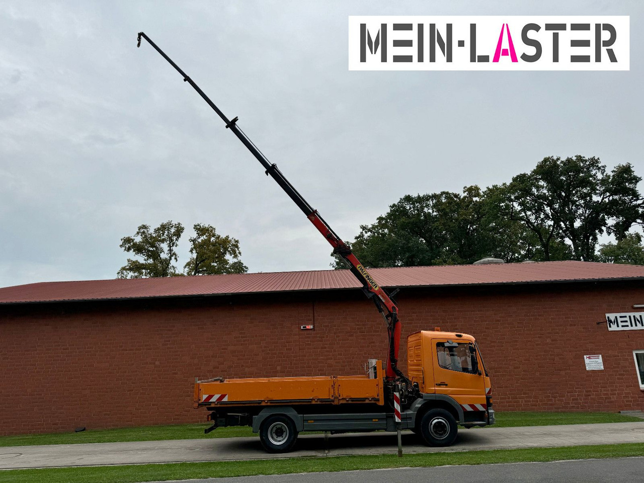 Autoutilitară cu platformă Mercedes-Benz 815 Pritsche  Palfinger PK 7000 13 m Funk + AHK Mercedes-Benz 815 Pritsche  Palfinger PK 7000 13 m Funk + AHK: Foto 10