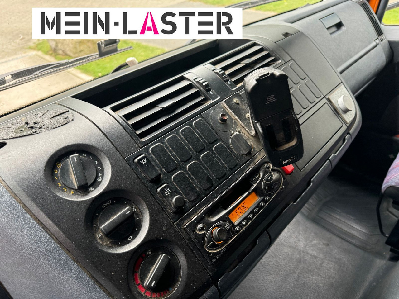 Autoutilitară cu platformă Mercedes-Benz 815 Pritsche  Palfinger PK 7000 13 m Funk + AHK Mercedes-Benz 815 Pritsche  Palfinger PK 7000 13 m Funk + AHK: Foto 15