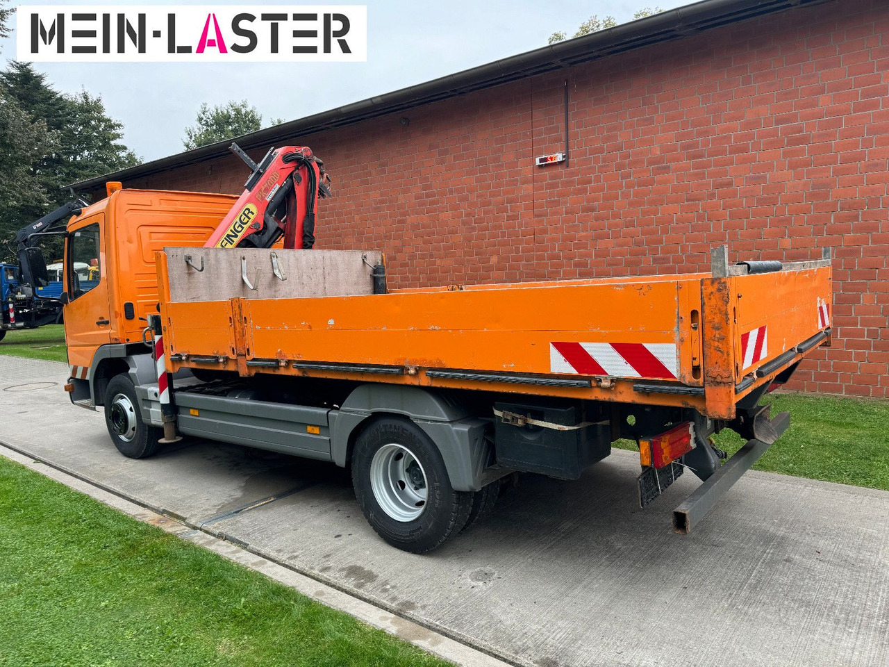 Autoutilitară cu platformă Mercedes-Benz 815 Pritsche  Palfinger PK 7000 13 m Funk + AHK Mercedes-Benz 815 Pritsche  Palfinger PK 7000 13 m Funk + AHK: Foto 7