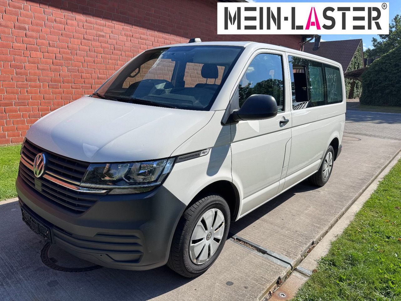 Volkswagen T6 2.0 tdi Standheizung Navigation AHK TÜV 5/27 - Transport persoane: Foto 2 Volkswagen T6 2.0 tdi Standheizung Navigation AHK TÜV 5/27 - Transport persoane: Foto 2