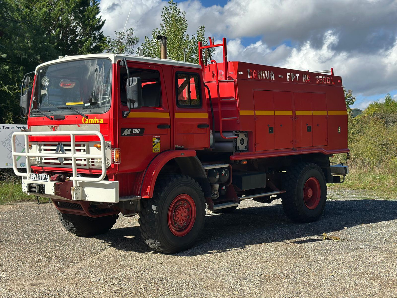 RENAULT M180 - Autospeciala de stins incendii: Foto 3 RENAULT M180 - Autospeciala de stins incendii: Foto 3