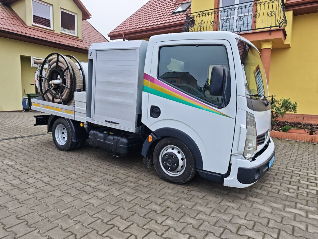 Renault Maxity Kanalreiniger Hydrocureur Saugwagen - Maşină pentru vidanjări: Foto 4 Renault Maxity Kanalreiniger Hydrocureur Saugwagen - Maşină pentru vidanjări: Foto 4