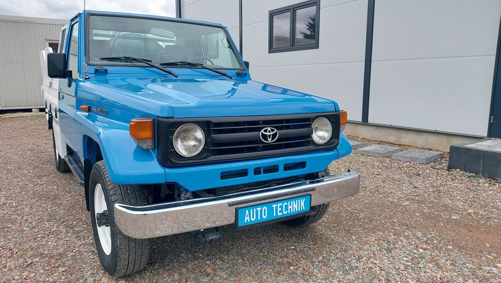 Toyota Land Cruiser COMBI HYDRO CLEANER Mini Combine - Maşină pentru vidanjări: Foto 3 Toyota Land Cruiser COMBI HYDRO CLEANER Mini Combine - Maşină pentru vidanjări: Foto 3