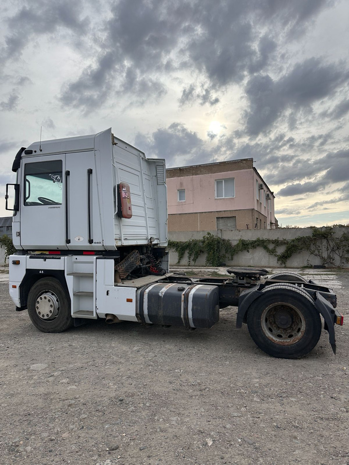 RENAULT Magnum 440 | ID1643S - Cap tractor: Foto 3 RENAULT Magnum 440 | ID1643S - Cap tractor: Foto 3