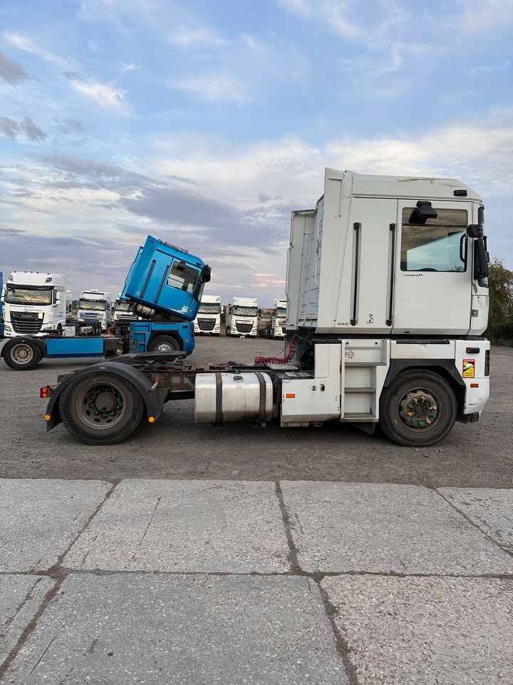 RENAULT Magnum 440 | ID1645S - Cap tractor: Foto 1 RENAULT Magnum 440 | ID1645S - Cap tractor: Foto 1