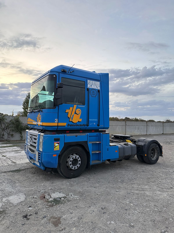RENAULT Magnum 440 | ID1646S - Cap tractor: Foto 3 RENAULT Magnum 440 | ID1646S - Cap tractor: Foto 3