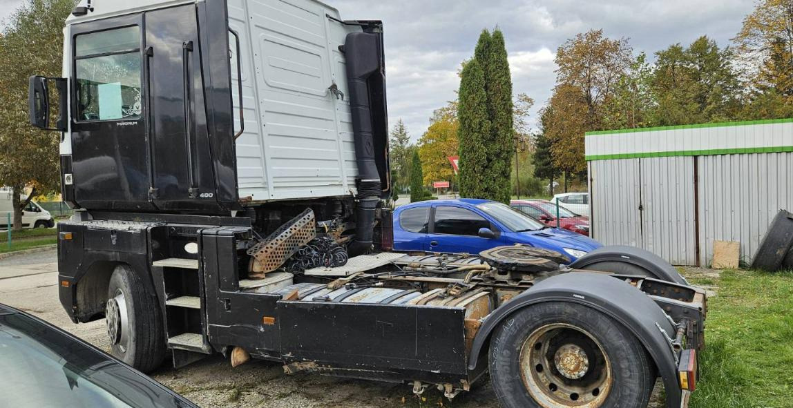 RENAULT Magnum 480 ID1672S - Cap tractor: Foto 4 RENAULT Magnum 480 ID1672S - Cap tractor: Foto 4