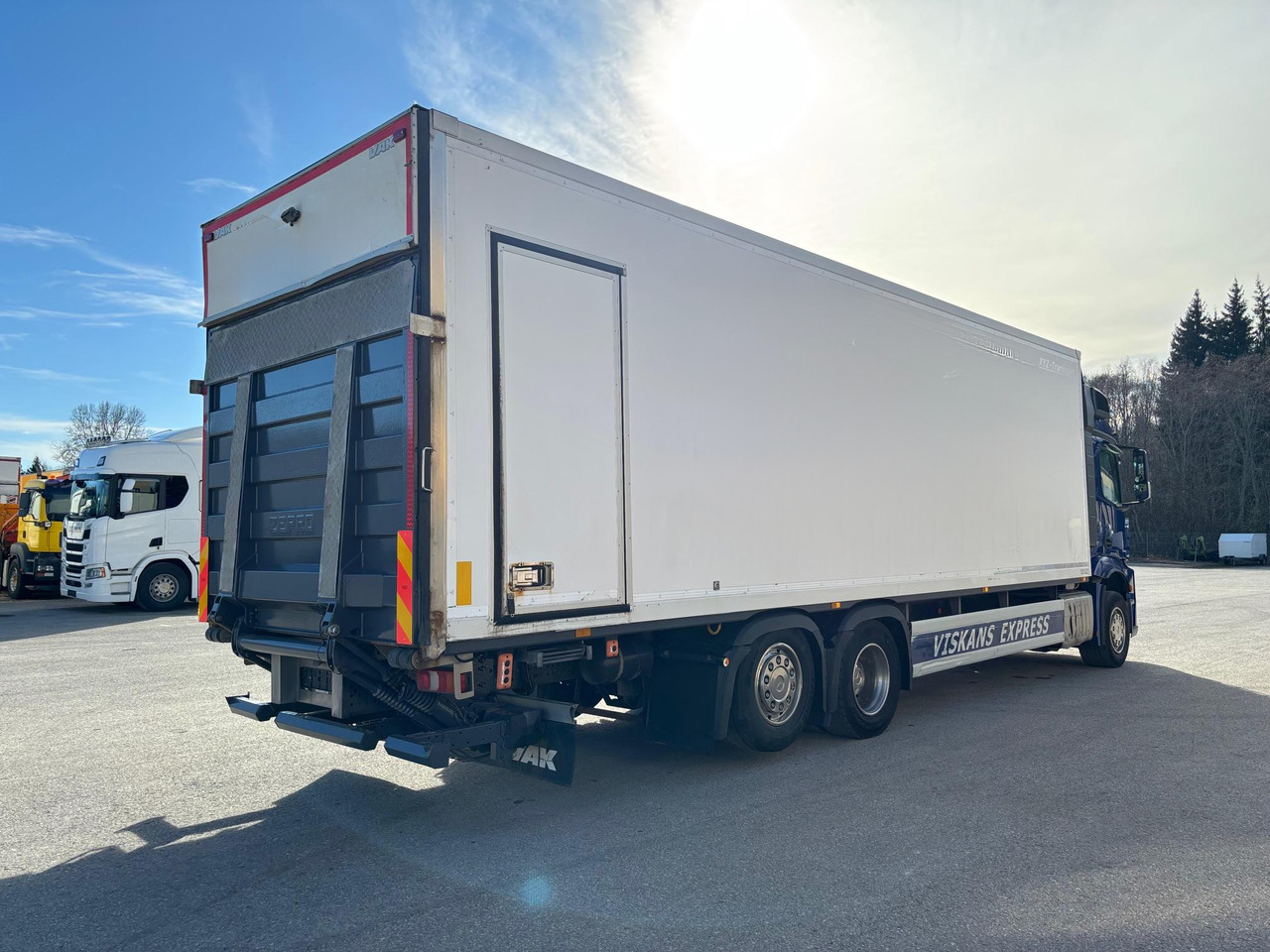 MERCEDES-BENZ ACTROS 2540 - Camion furgon: Foto 4 MERCEDES-BENZ ACTROS 2540 - Camion furgon: Foto 4