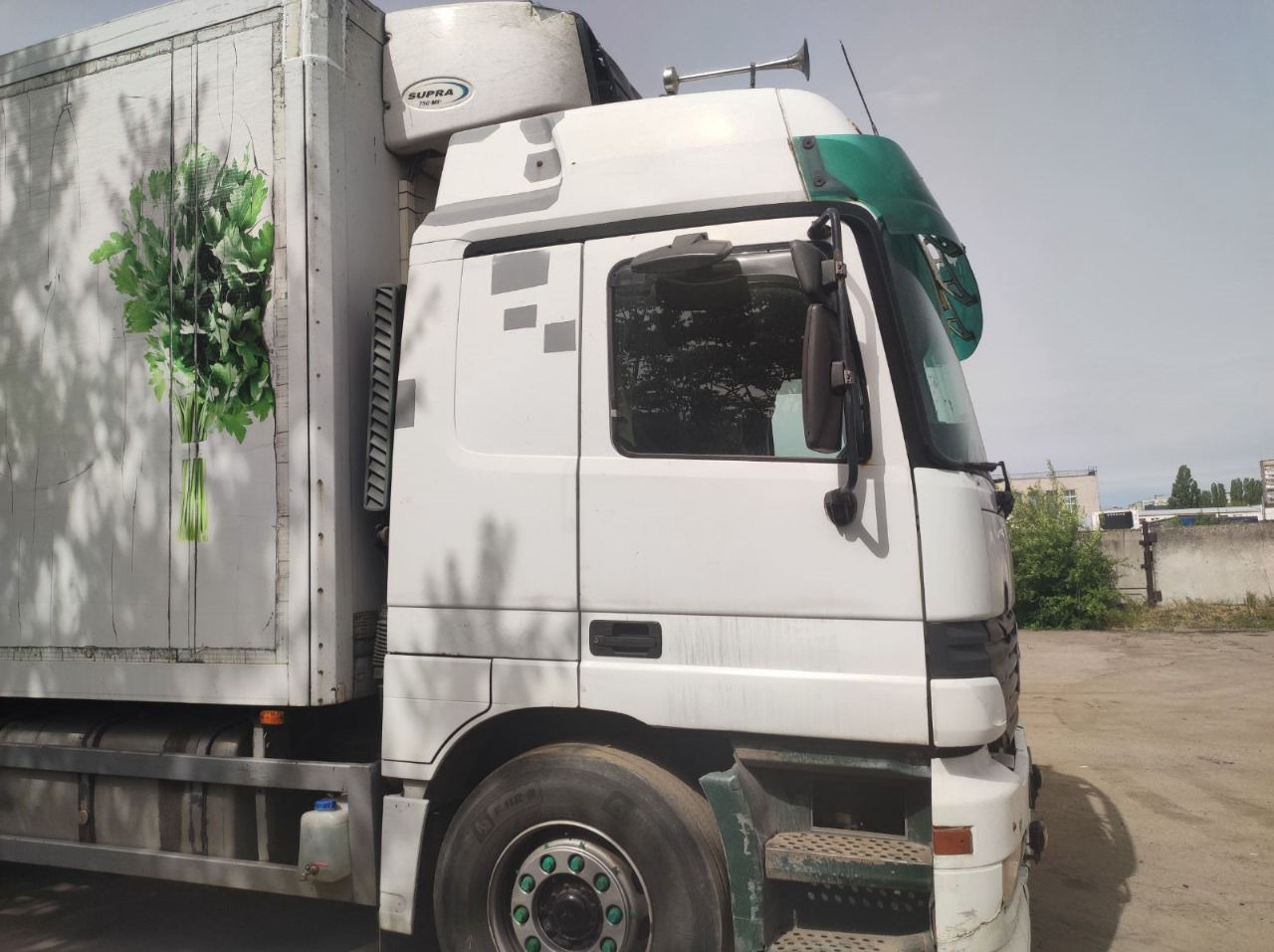 MERCEDES-BENZ Actros 2543 - Camion frigider: Foto 5 MERCEDES-BENZ Actros 2543 - Camion frigider: Foto 5