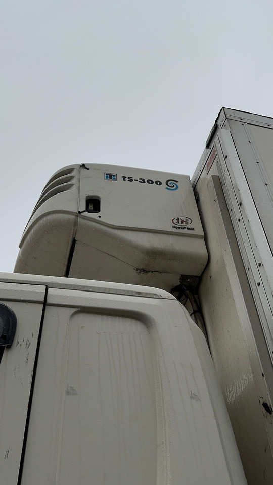 Camion frigider SCANIA P270: Foto 26